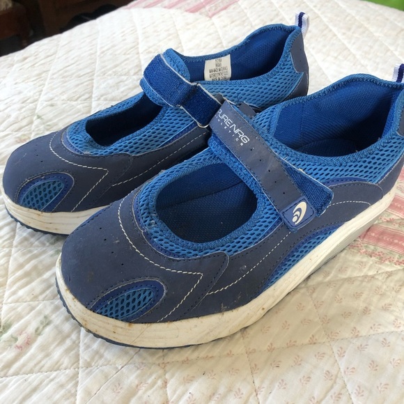 Vintage blue purenrg athletics runners with Breathable Mesh and Slip-On Design- - Picture 1 of 8